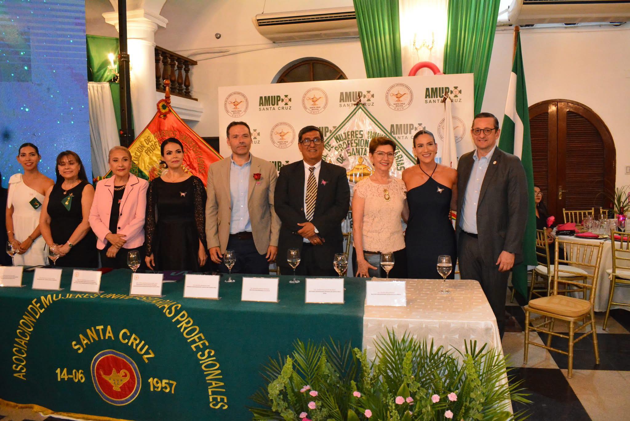 LAMPARA DE LUZ Y SABER 2025